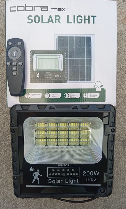 LED Соларен прожектор 100W,150W,200W,400W,600W,800W с отделен панел