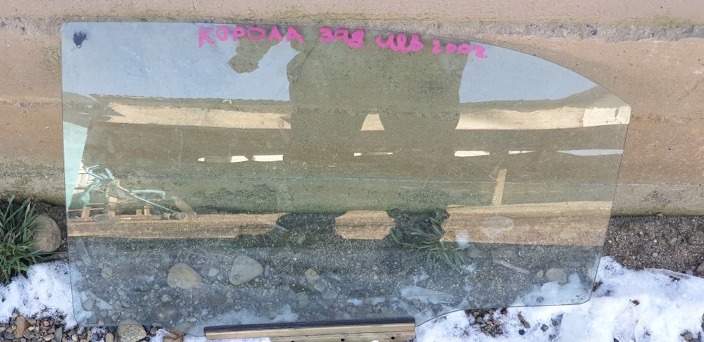 Стекло лобовое на