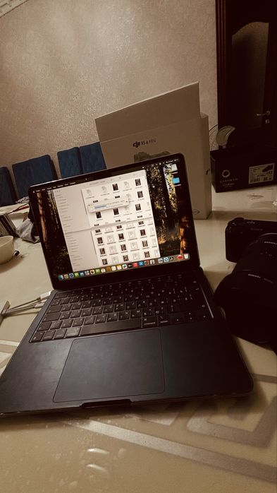 MacBook air m2 озу 8  256гб