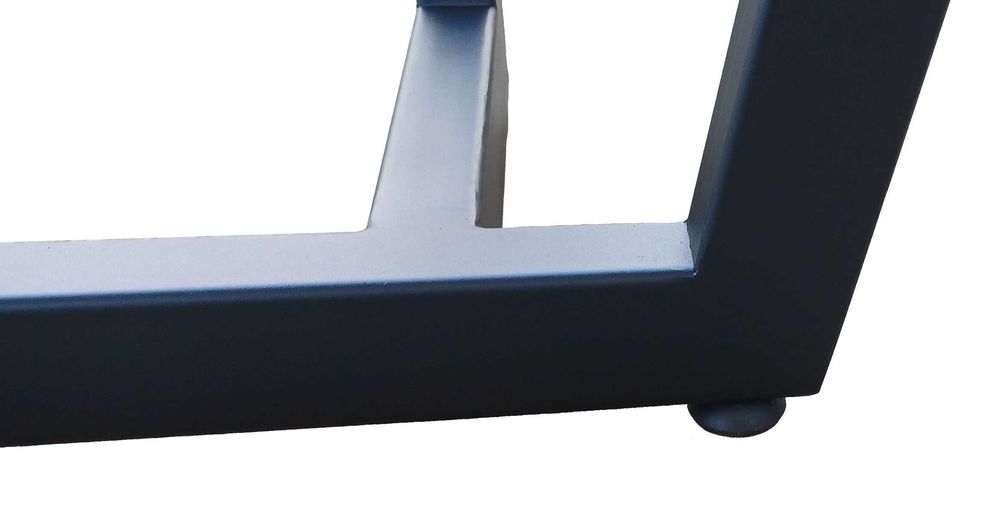 Поръчкови, класически и здрави. Метален крак за маса модел 034