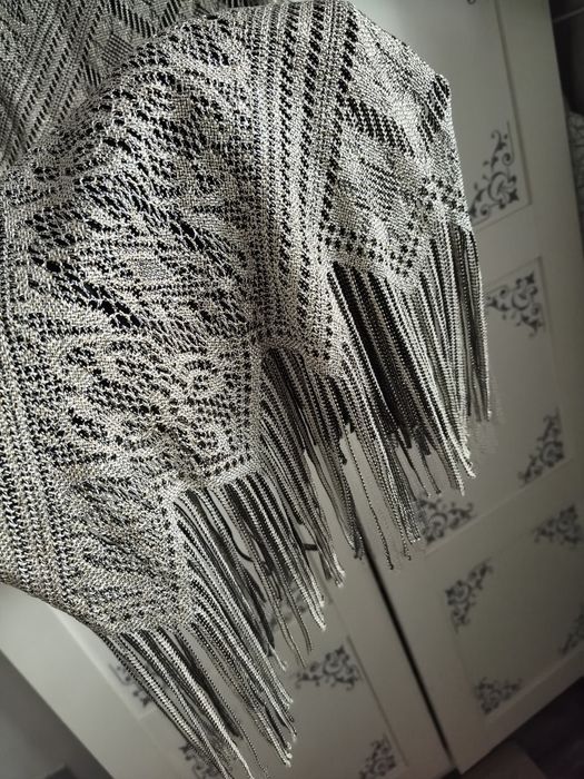 Rochie broderie , mărimea M-L