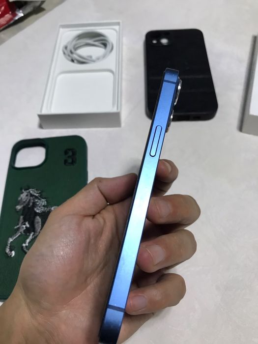 IPhone 13 128гб в хорошем состояние