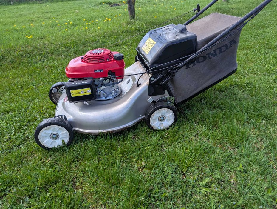 Masina de tuns iarba cu tractiune Honda - XXL