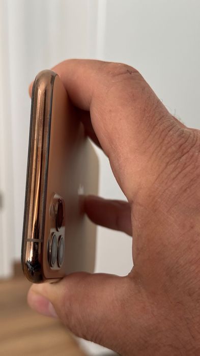 vand iPhone 11 Pro Max 256gb 950 lei, fara schimburi