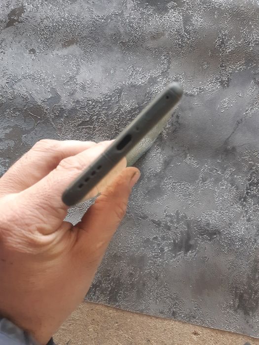 Infinix Zero 8gega256 hotira holati yangi