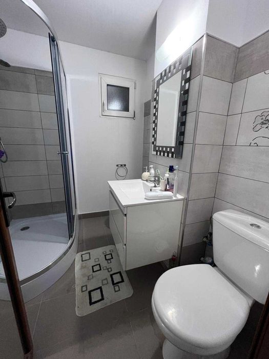 Apartament 3 camere decomandat, 70 mp, Buhusi – Central, zona linistita, mobilat