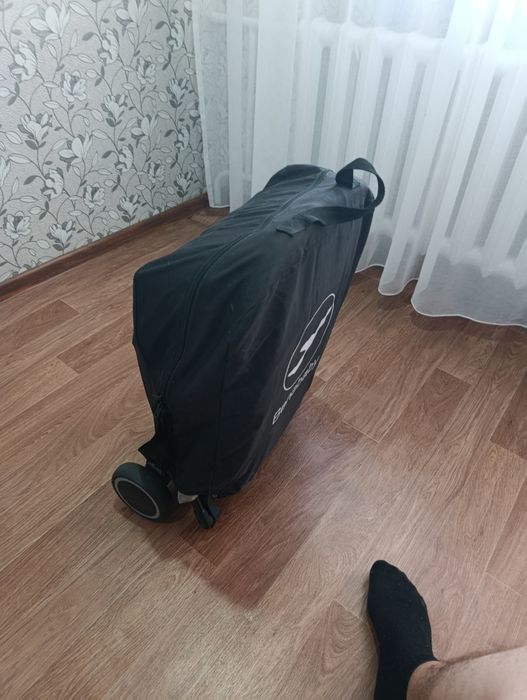 Продам детскую коляску б/у