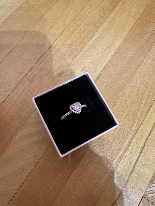 Inel Pandora Argint cu Inima roz