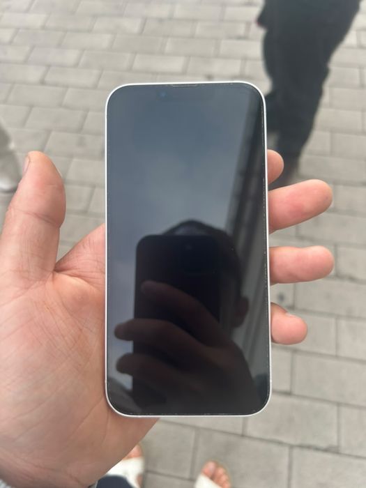 iPhone 13 256