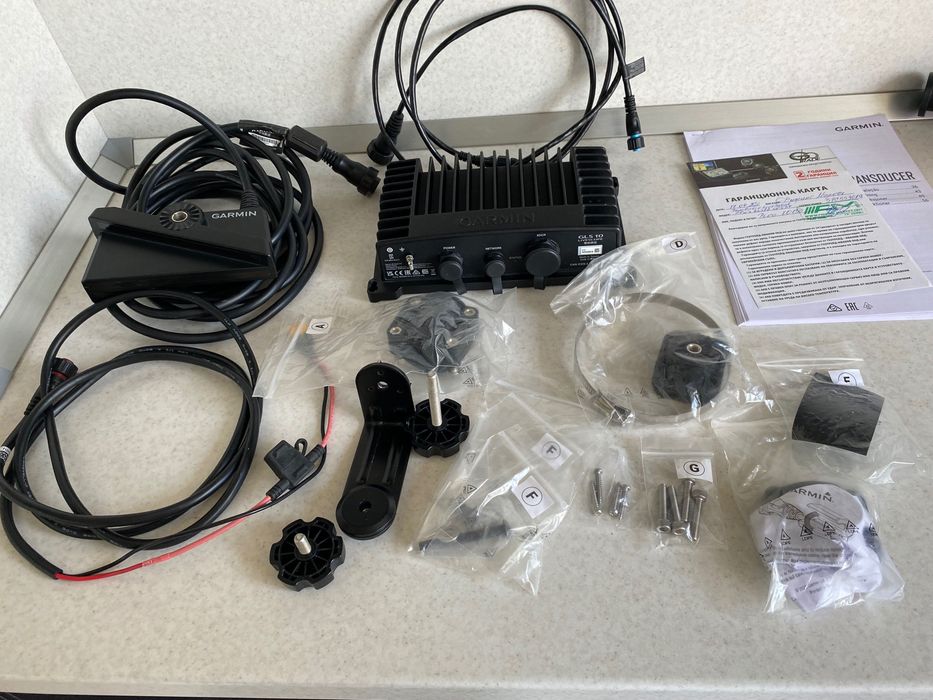 Продавам Garmin Panoptix LiveScope Plus System (GLS10 + сонда LVS34) – Буквално НОВА, в ГАРАНЦИЯ до 17.04.2028г