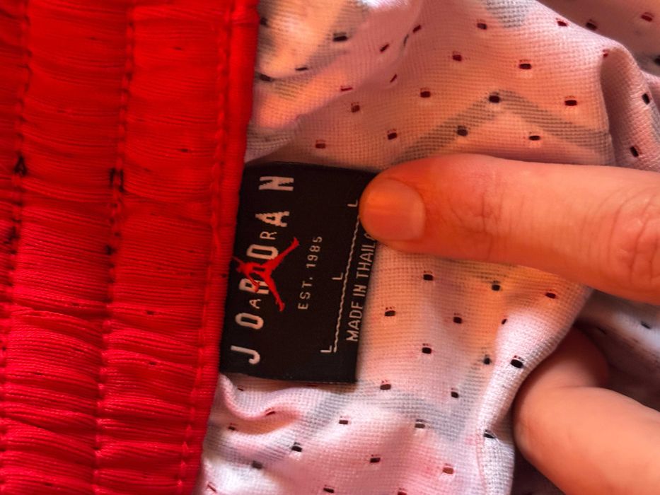 Pantaloni scurti jordan noi fara eticheta