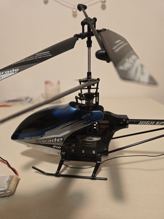 Elicopter 4ch radiocomanda cu camera