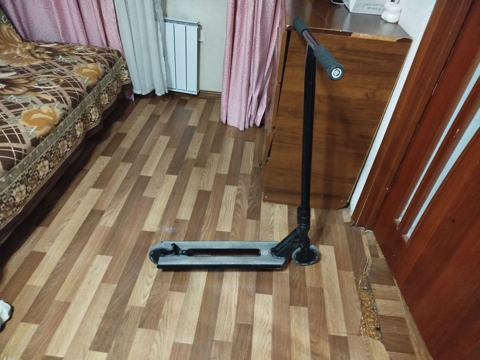 Продается стрит самокат