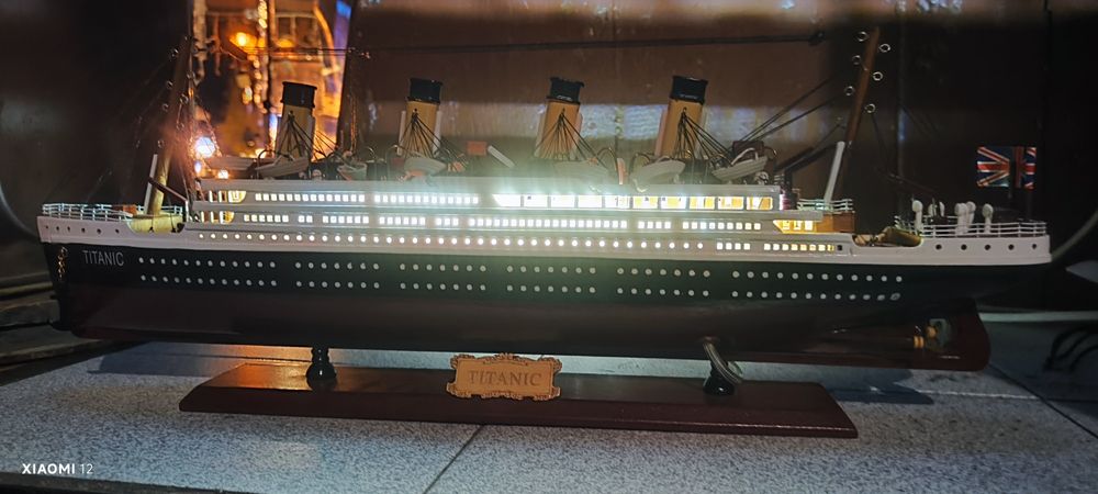 Макет на Титаник