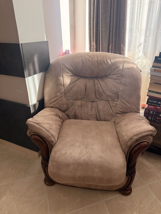 Диван тройка, двойка и два фотьойла