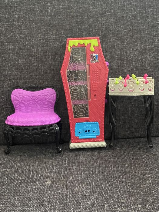 Мебель Monster High
