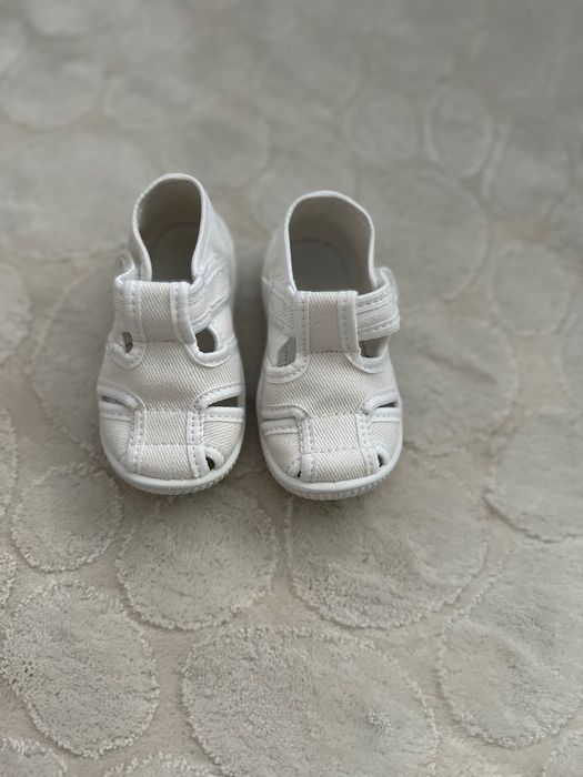 Бебешки/детски обувки и сандали