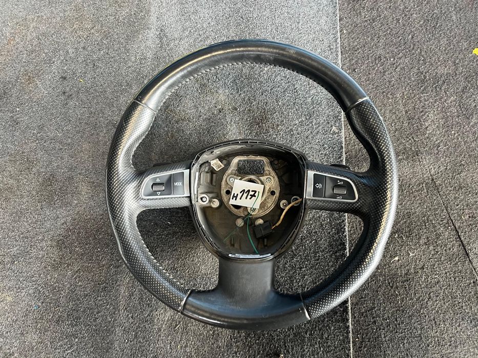 Оригинален волан за Ауди Audi 8P0419091 A3 S-line пера ном 117
