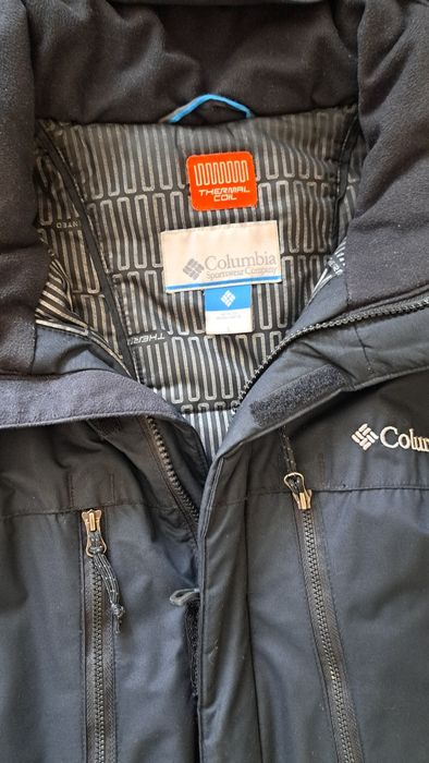 Продам куртку adidas