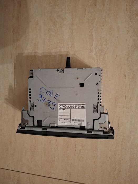 Vând Radio+CD Ford