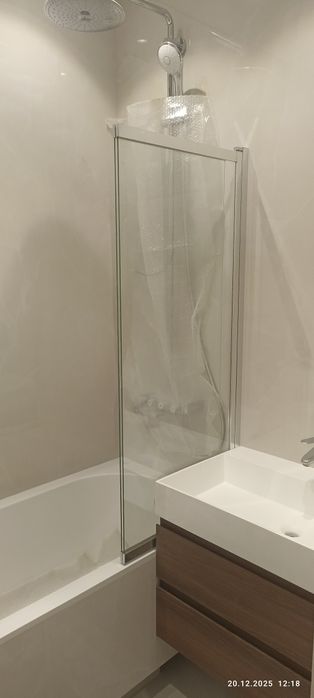 Перегородка для ванной комнаты раздвижной складной 5mm