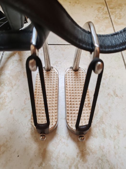 Scărițe pt urcat pe cal, cai.