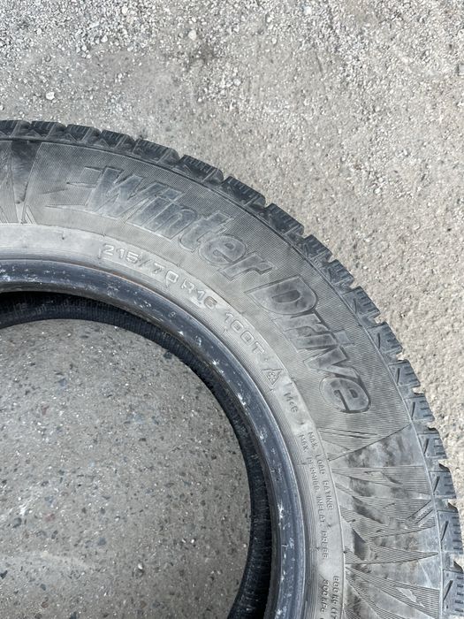 Автошины зимние 215/70/16