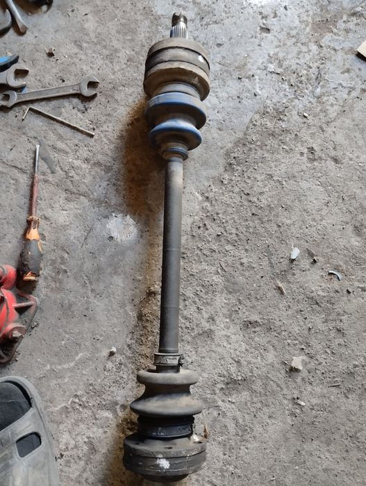 Привод Мерседес 190