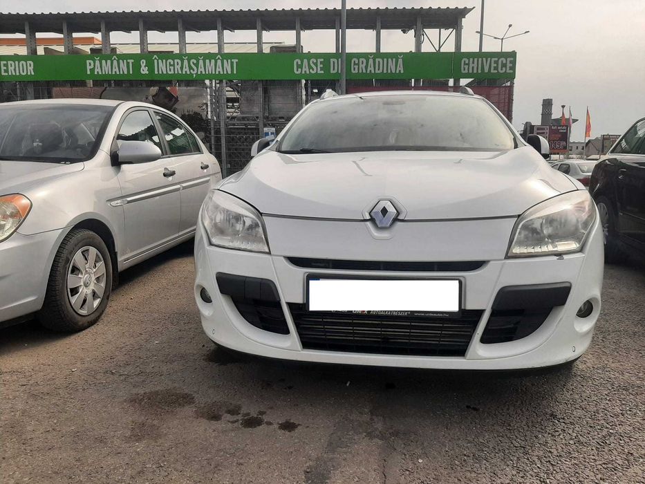 RENAULT Megane