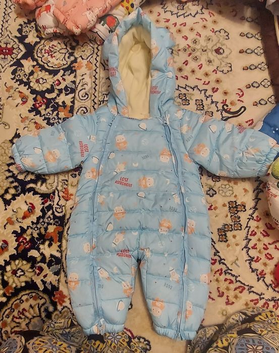 Продам детский комбинезон