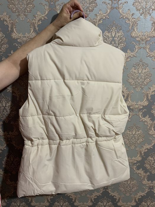 Продам новую жилетку