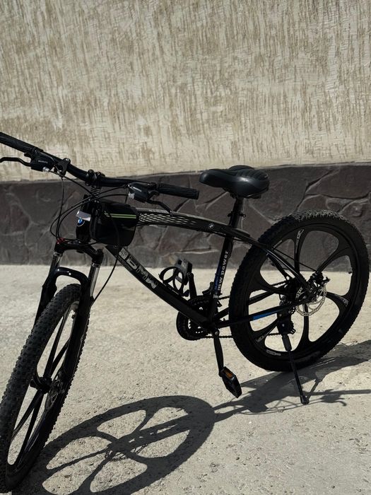 Продается скоростной велосипед BMW