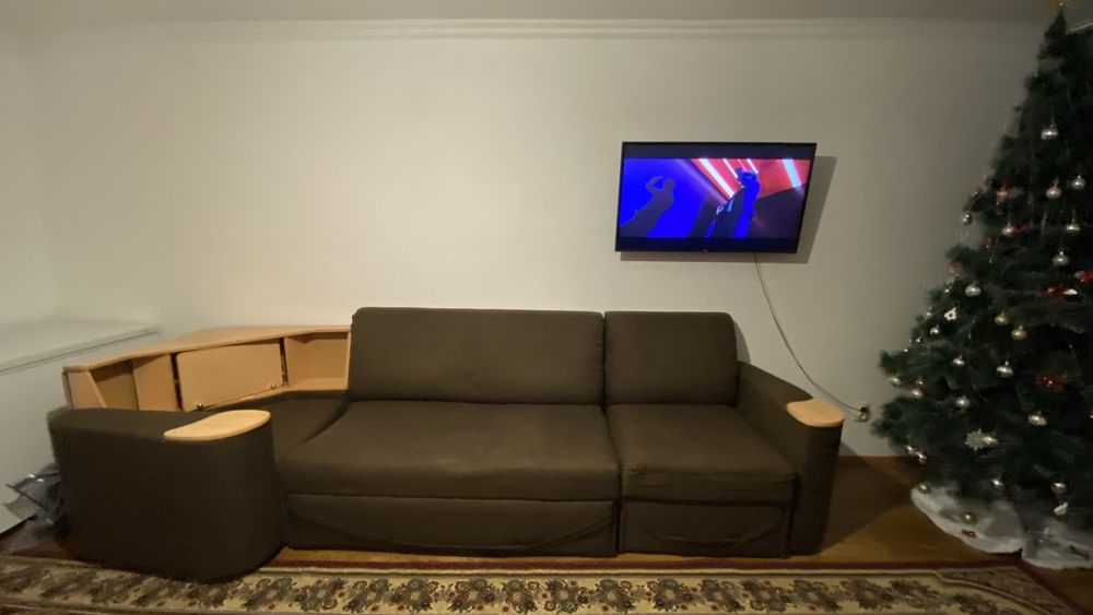 Отдам даром диван самовывоз