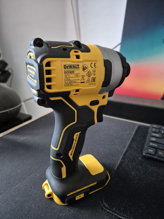 Dewalt DCF809D2 ca nou