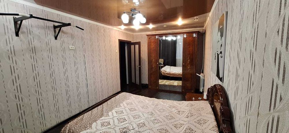 Продам 3ком квартиру 2/5 в р-оне Атлантида