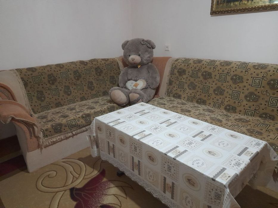 Продаётся уголок для гостинной