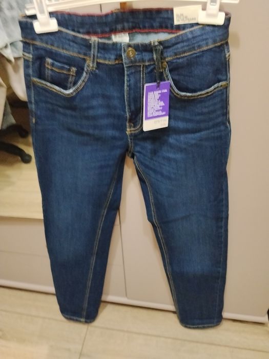 Продам подростковые джинсы