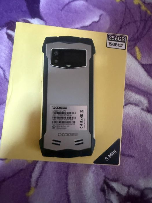 Vand ihunt titan si doogee s mini