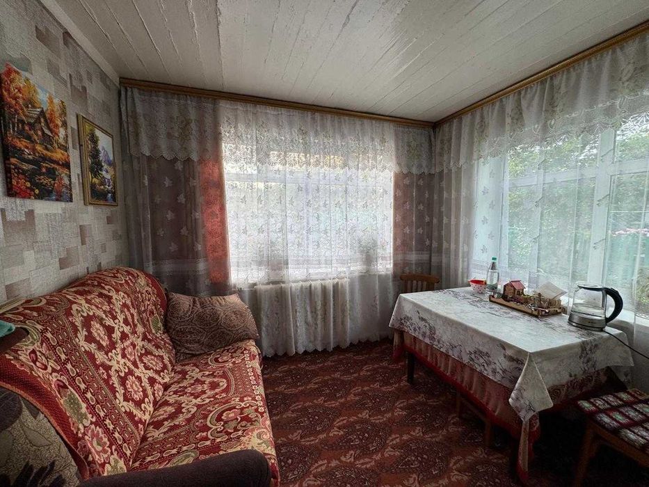 Продам 4-х  дом по Матросова