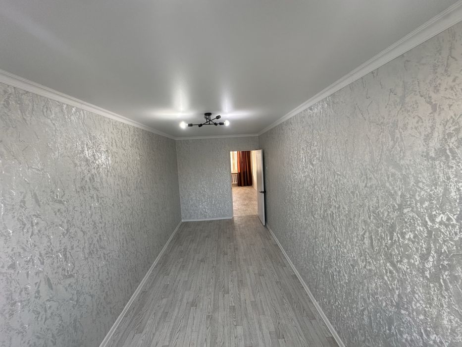 Продам 2 квартиру  Есет Батыр 105 к2