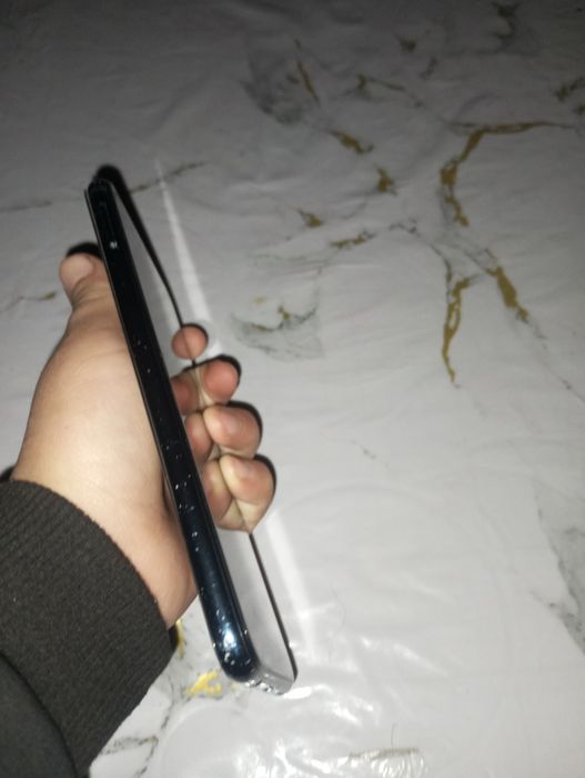 Huvaviy sotiladi sostayinasi yahshi aybi yoʻq pamyat 64 gb