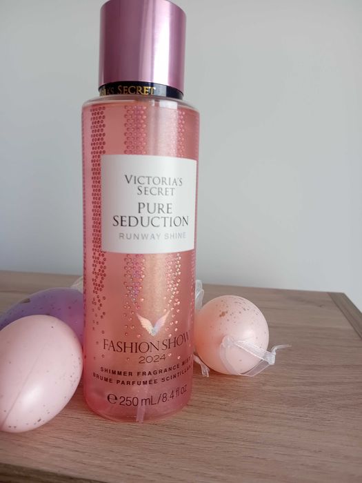 Victoria's Secret Pure Seduction body mist