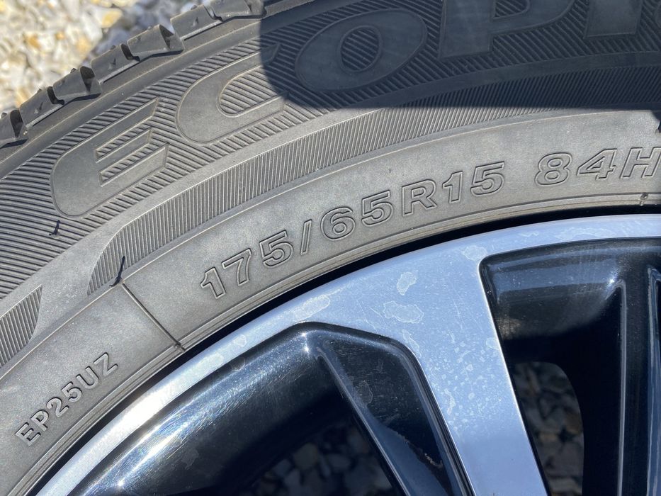 15 цола 4 х 100 мм Тойота Аиго , Ярис , Toyota , Yaris , Aqua , Aygo