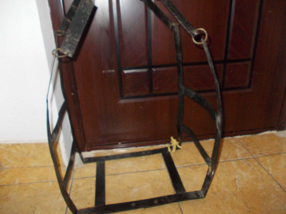 suport colivie pasari sau Tv cu tub de 37 cm si Tv de 37 si 55 cm