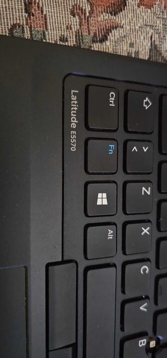 laptop dell  latitude e5570 i5 gen 6