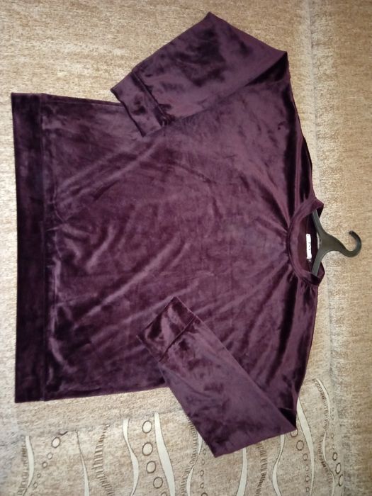 Кофты женские,новые-2шт.