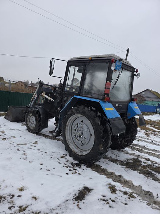 Продам мтз 82,1 с куном,ковш, пика, удлинитель стрелы заводской.