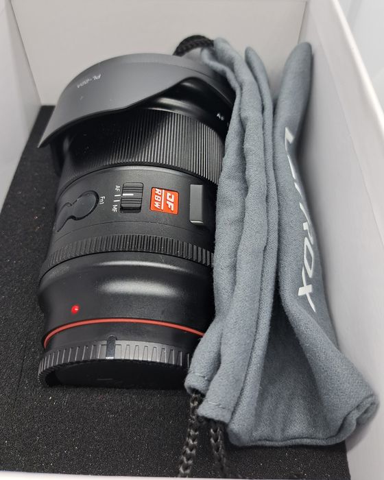 Obiectiv Viltrox AF 16mm, f 1.8, montura Sony FE