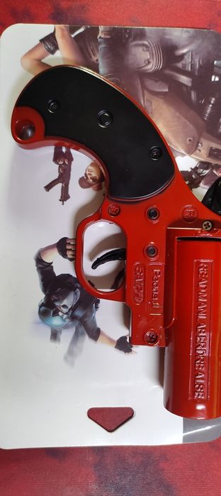 Игрушечные пистолеты железные