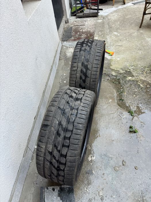 Летни гуми Hankook 255/40 ZR19 – отлично състояние